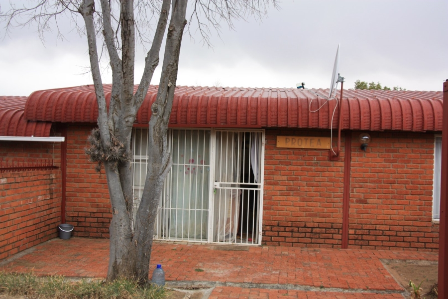 11 Bedroom Property for Sale in Dewetsdorp Free State